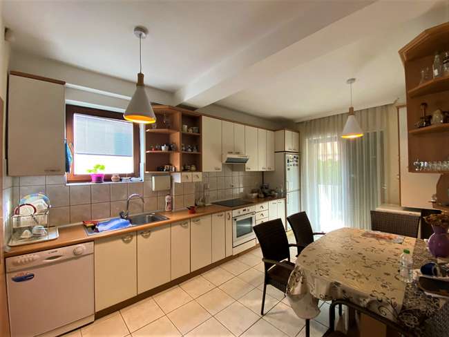 Пространа куќа во Трнодол на одлична локација - 2