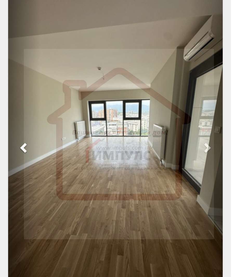 APARTAMENT TRE DHOMASH ME QIRA PËR QËLLIME TREGTARE NË QENDRËN E STRIKTË - 1