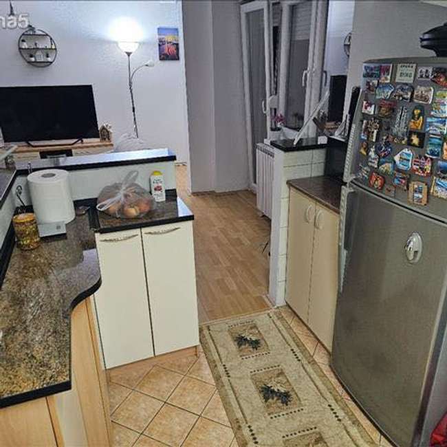 Стан во Аеродром карши Три Бисери - 3