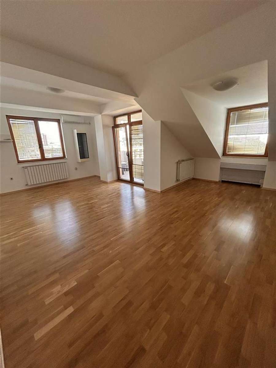 Apartment in Center - 1