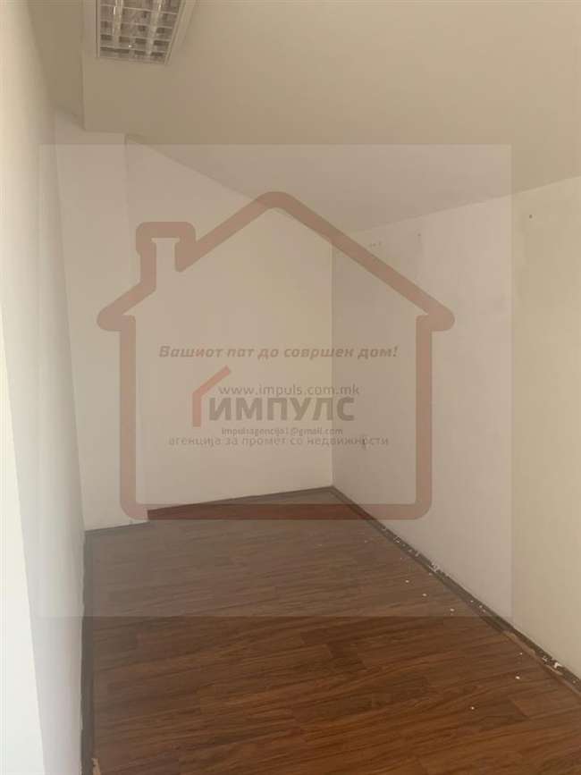 Hapësirë tregtare për qira në Qendër - 3