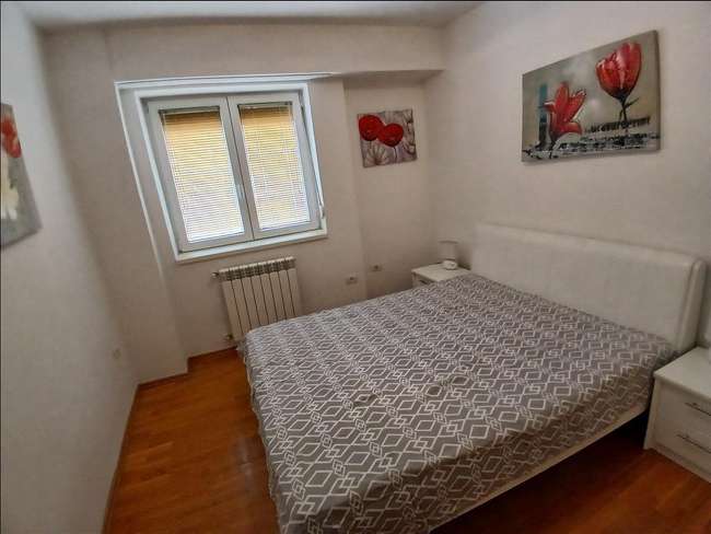 Apartament me tre dhoma gjumi për qira në Qendër, Pestalozzi - 2