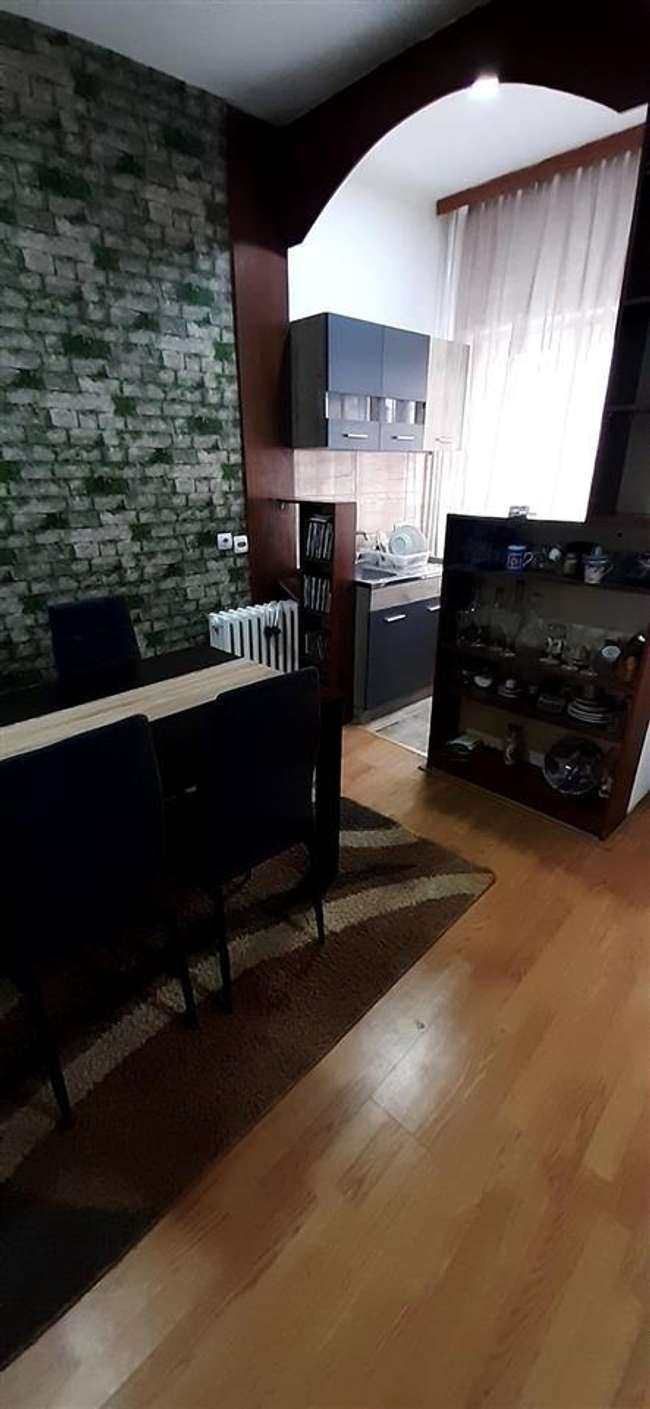 Apartament në Qendër - 2