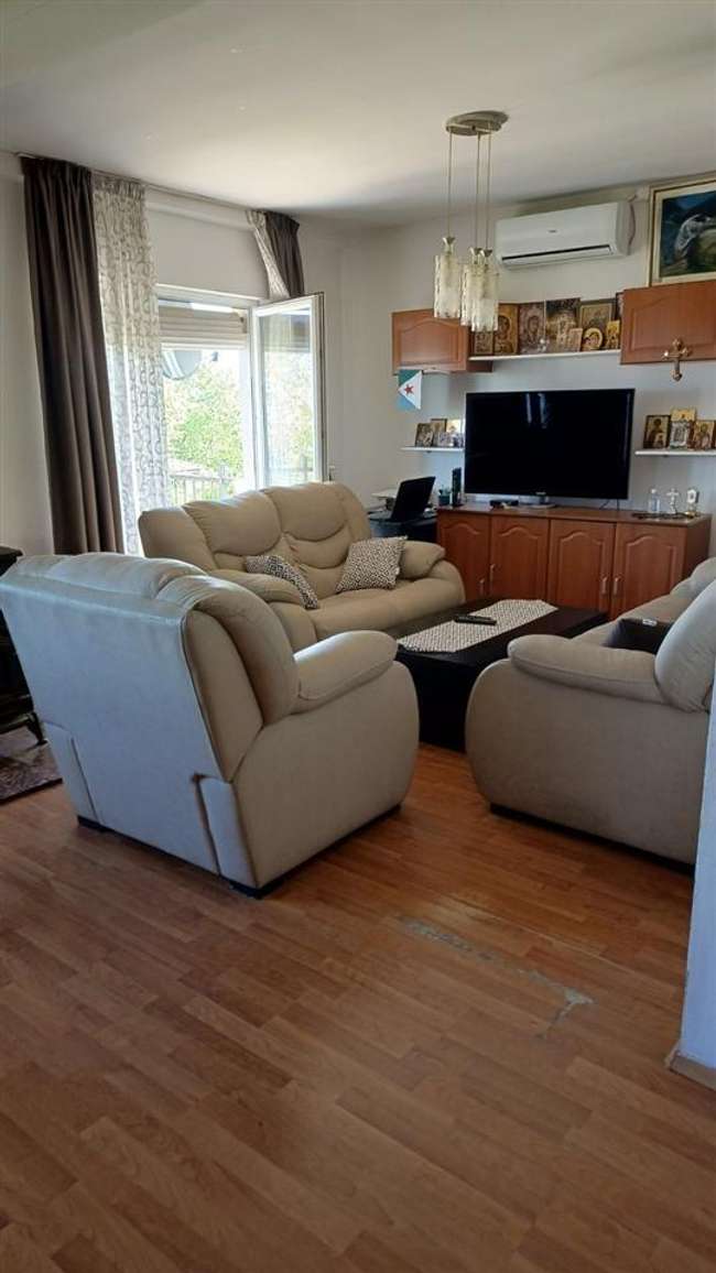 House in Sopishte image