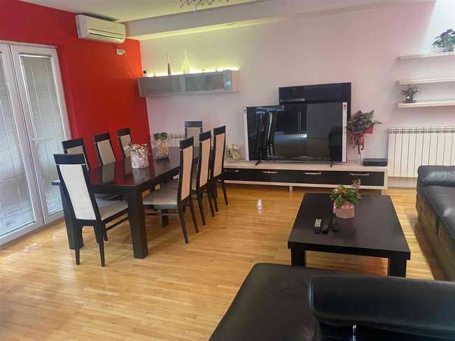 Apartament në Qendër - 3