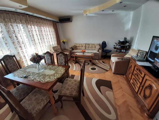 Apartament i Mobiluar në Momin Potok - 3