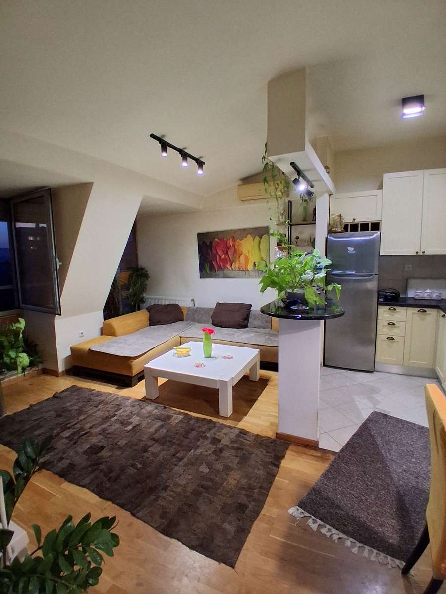 Piso de 2 habitaciones, 53 m²
