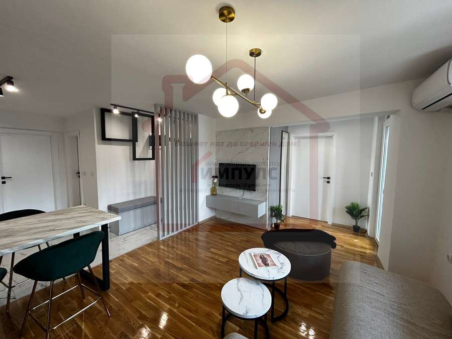 FOR RENT THREE-BEDROOM APARTMENT IN CENTRAL LOCATION - 1
