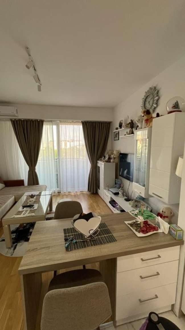 Studio Apartment with Beautiful View in Karposh - 3