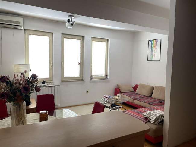 Apartament me dy dhoma gjumi në qendër, Klinika - 2