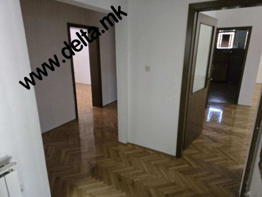 Empty floor of a house in Taftalidze 1 - 1