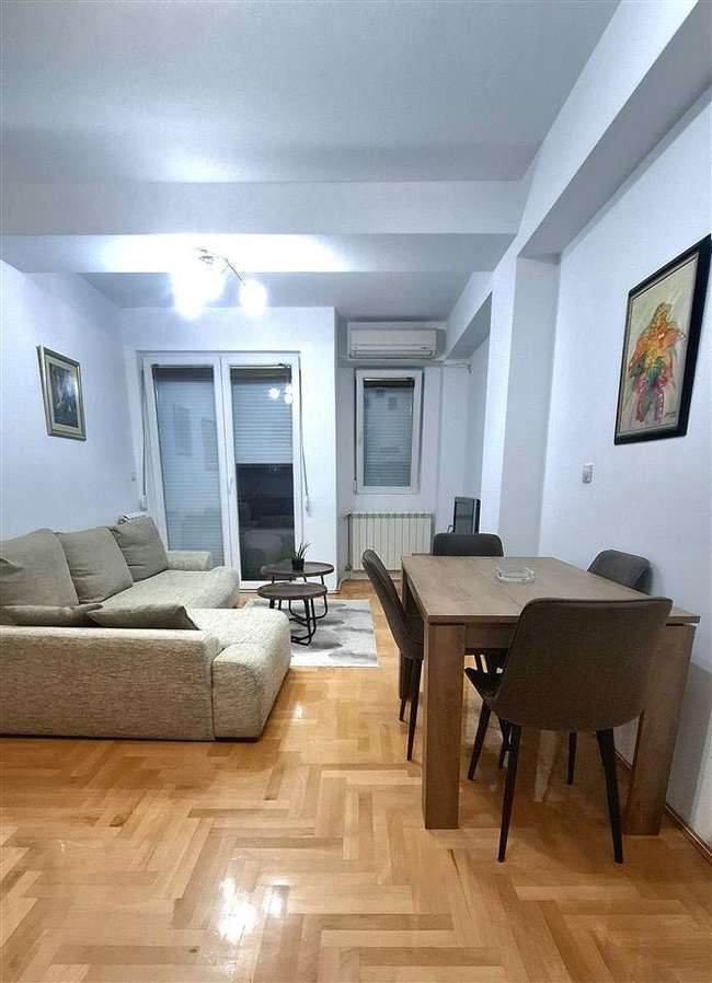 Двособен комплетно опремен стан во Аеродром image