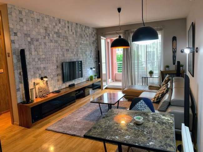 Apartament në Qendër - 2