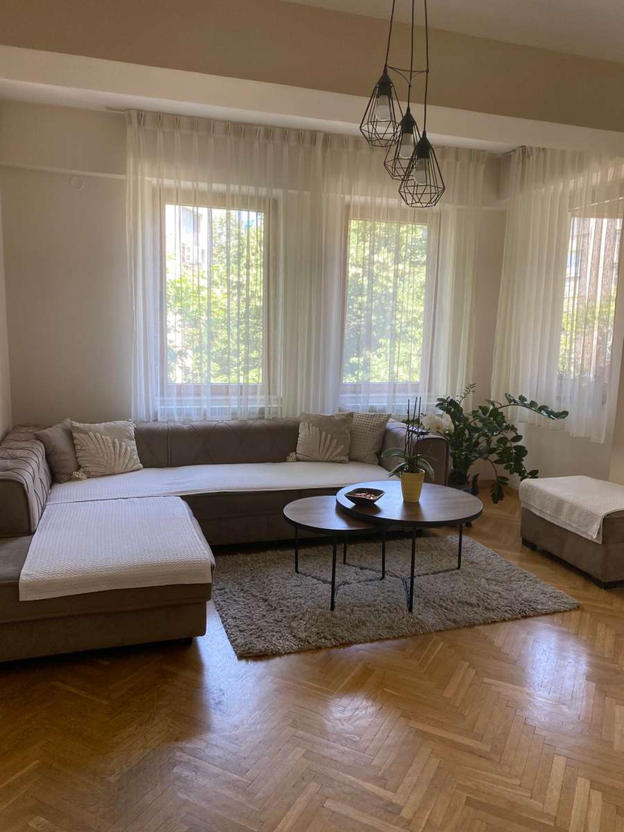Sh.7897 SHITET APARTAMENT NË DEBAR MAALO - 1