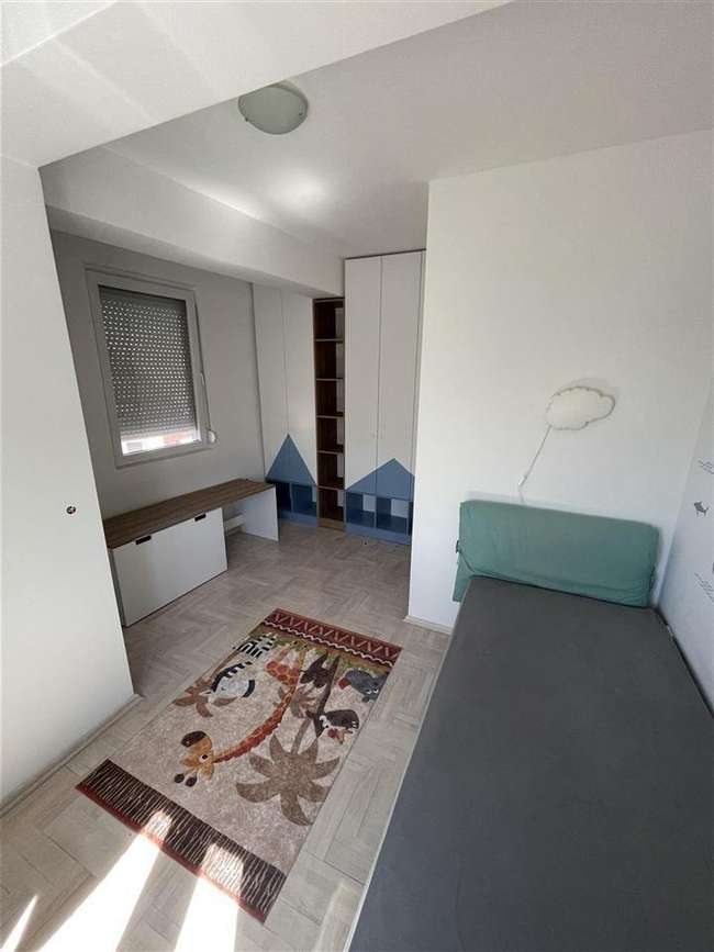 Jepet me qira apartament 3-dhomësh në Debar Maalo, Vardar Mebel - 3