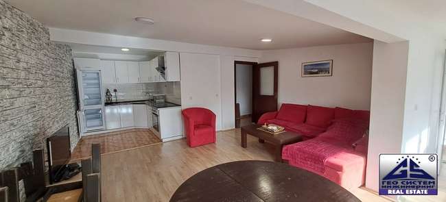 THREE-BEDROOM APARTMENT IN OHRID image