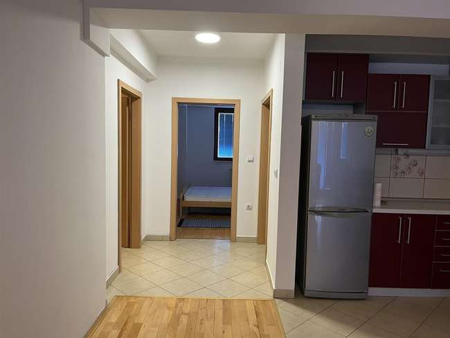 Apartament në Qendër - 3