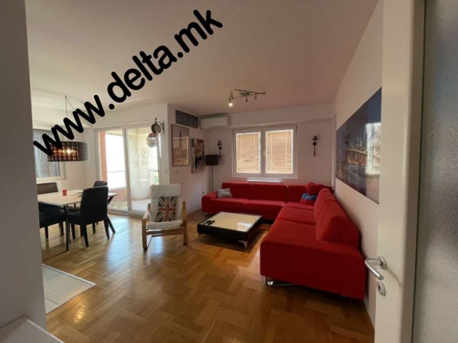 Apartament i ri katër dhomësh për qira në Qendër - 1