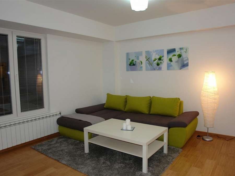 Apartament në Adora në Aerodrom - 1
