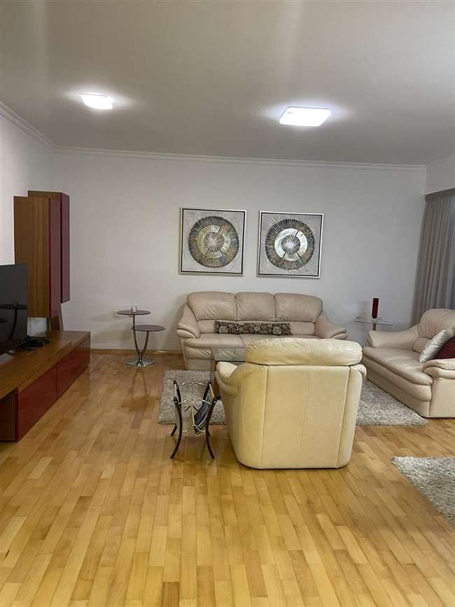 Apartament me tre dhoma gjumi për qira në Qendër, Crnicë - 3