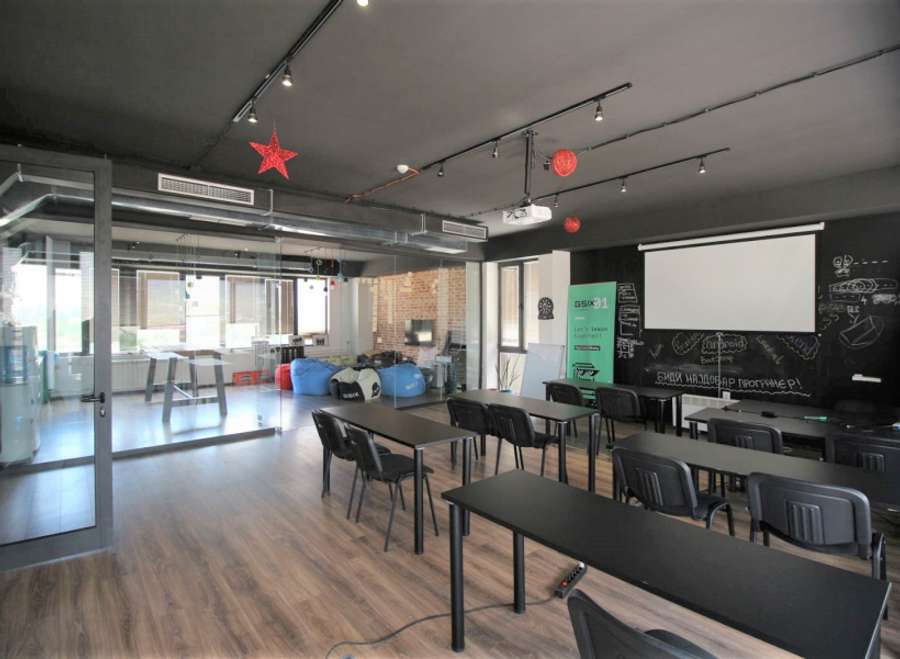 Office Space for IT Company in Vlae - 1