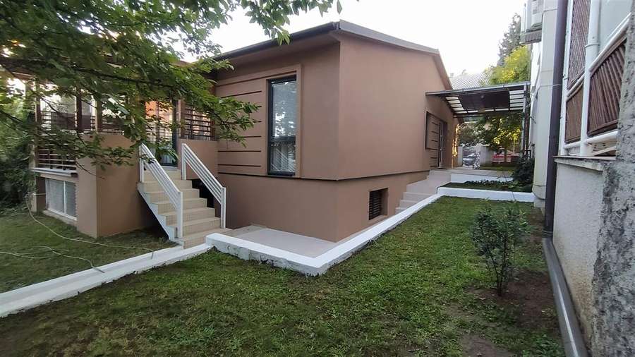 Shtëpi e bukur familjare për qira në Karposh - 1