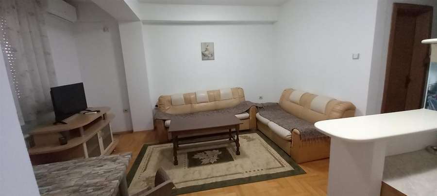 Shitet apartament me dy dhoma në Aerodrom, Michurin - 1