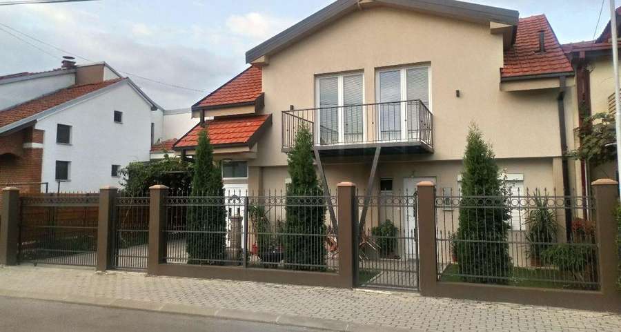 Ofertë e re për një shtëpi në Lisicë - 1