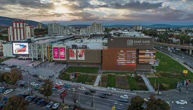 Parcela ndërtimi pranë East Gate Mall, Keramidnica image
