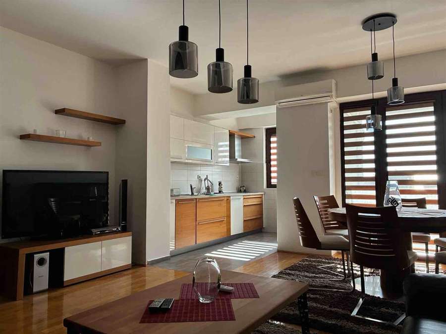 Furnished Apartment in Center - 1
