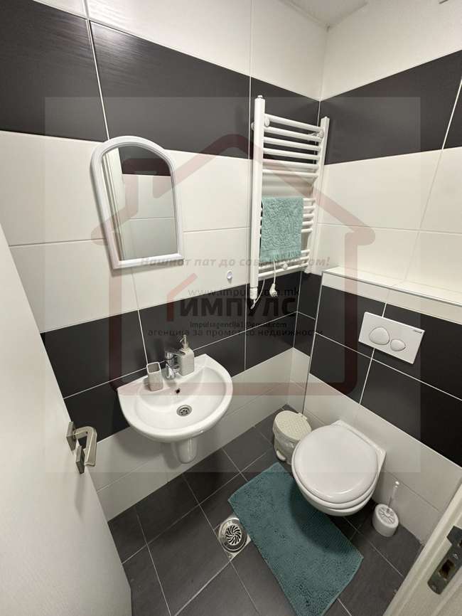 MODERN THREE-BEDROOM APARTMENT IN EXCELLENT LOCATION IN AERODROM - 3