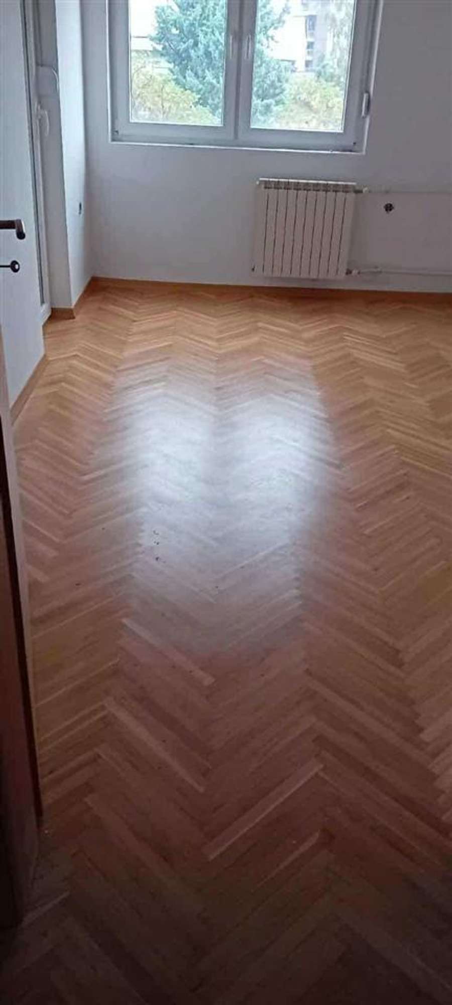 Се продава 4-собен стан во Аеродром, кај Бисер - 1