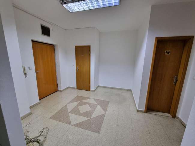 JEPET ME QIRA APARTAMENT I PASHËNDOSUR PËR QËLLIME TREGTARE NË KARPOSH, FAKULTETI I MAJINISË - 2