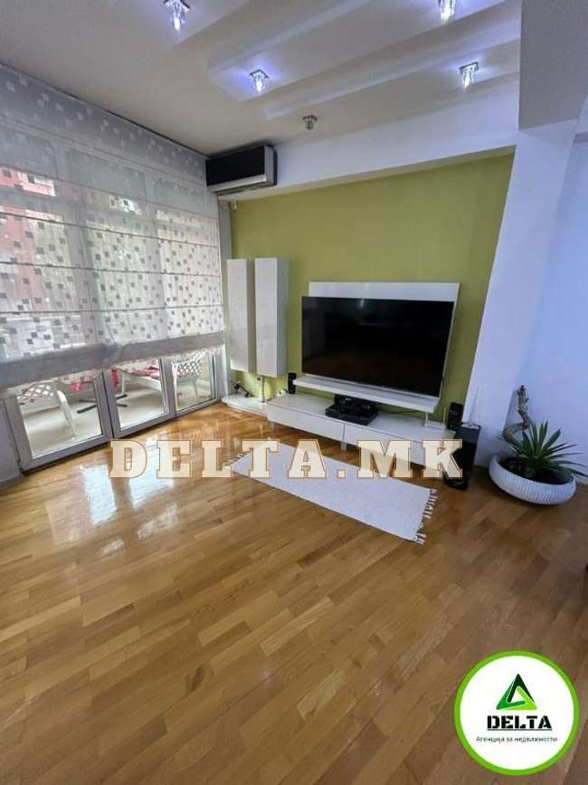 Shitet apartament me tre dhoma në Taftalidze 1 - 3