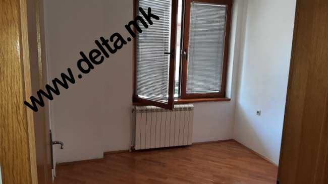 Apartament bosh për qira në Debar Maalo - 3