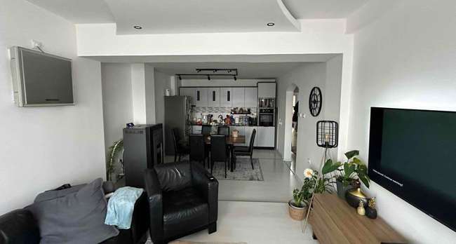 Apartament i rinovuar në qendër të Velesit - 2