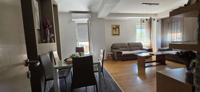 Apartament i gjysmë mobiluar në Vlae - 2