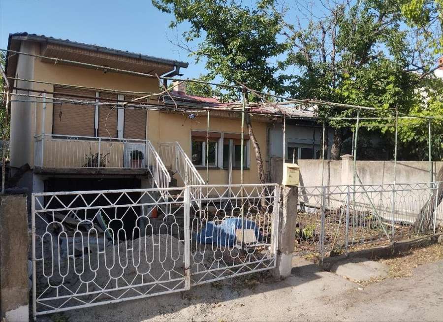 Shtëpi në Butel 1 - 1