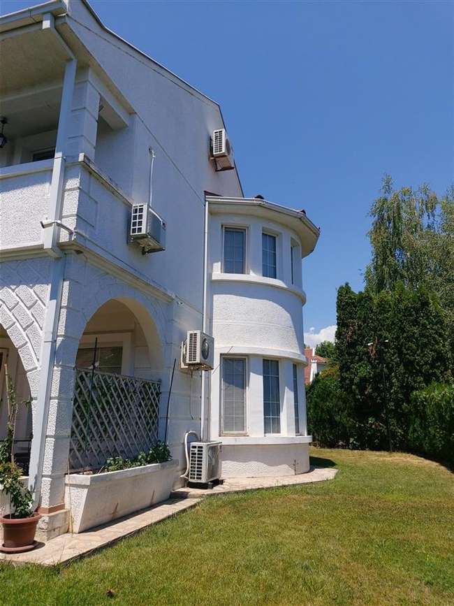 Shtëpi e Gjerë në Bardovci - 2