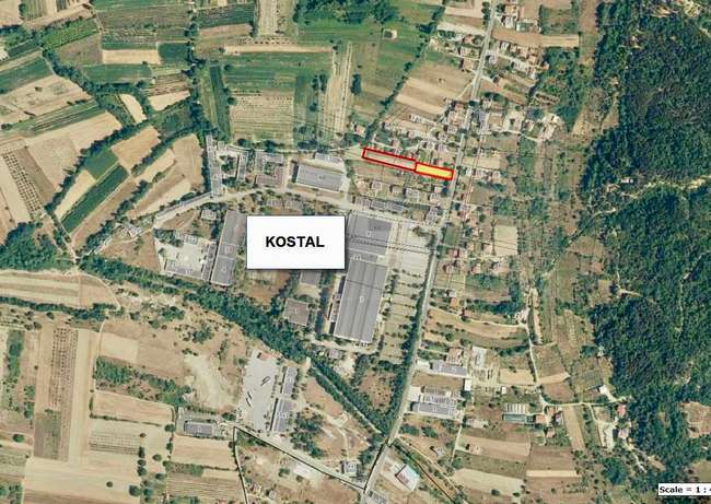 Плац во близина на Костал и Емо image