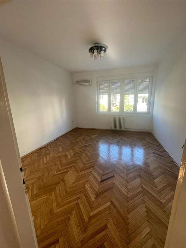 Apartment in Center - near Government of North Macedonia - 2
