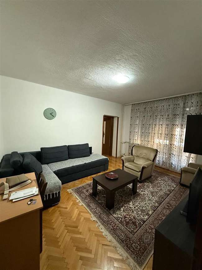 Apartament në Qendër - 2