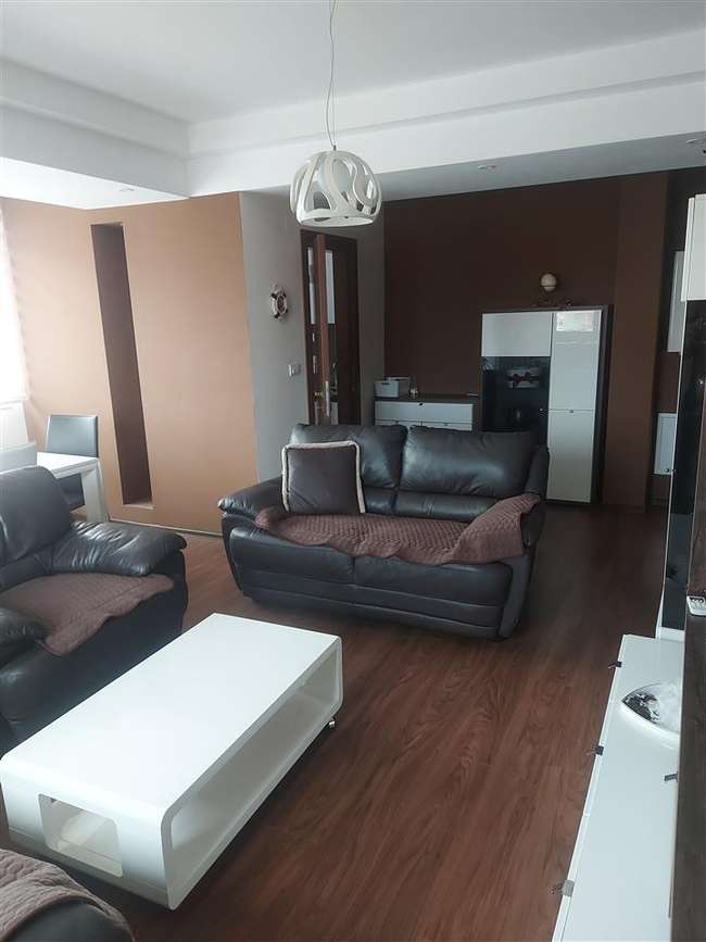 Apartament në Qendër - 2