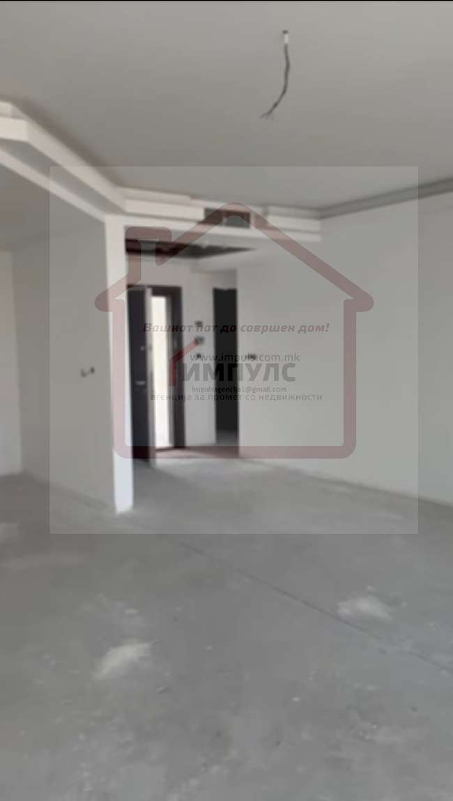 JEPET ME QIRA HAPËSIRË ZYRE/PENTHAUS NË KATIN E 40-TË - 2