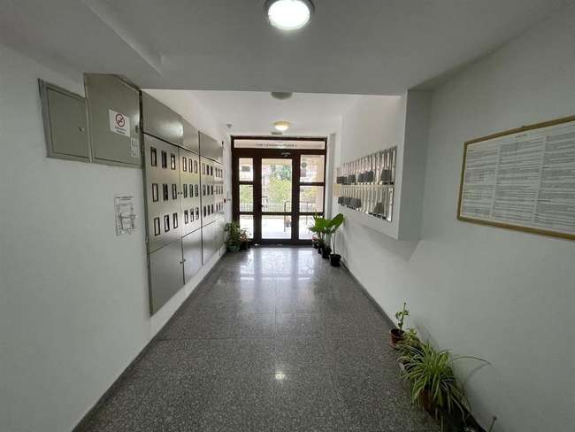 Shitet apartament tre dhomësh të ri dhe të pa banuar në Kozle - 3