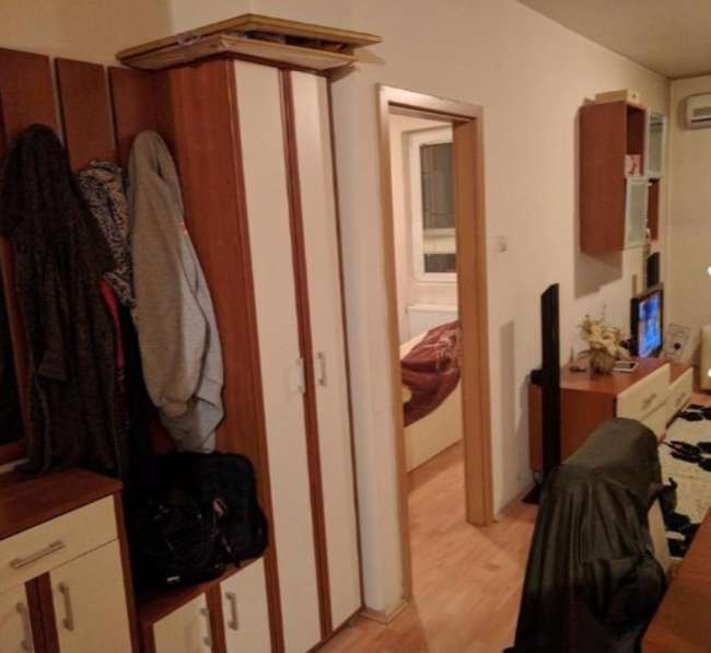 Apartament me ngrohje qendrore dhe ashensor në Kisela Voda - 3