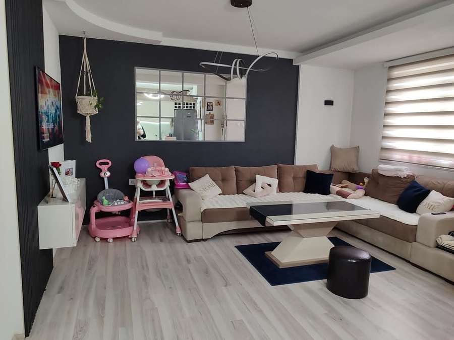 Apartament i rinovuar me 2 terasa - 1