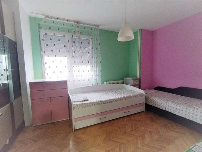 Apartament përballë Vero Taftalidze 2 - 3