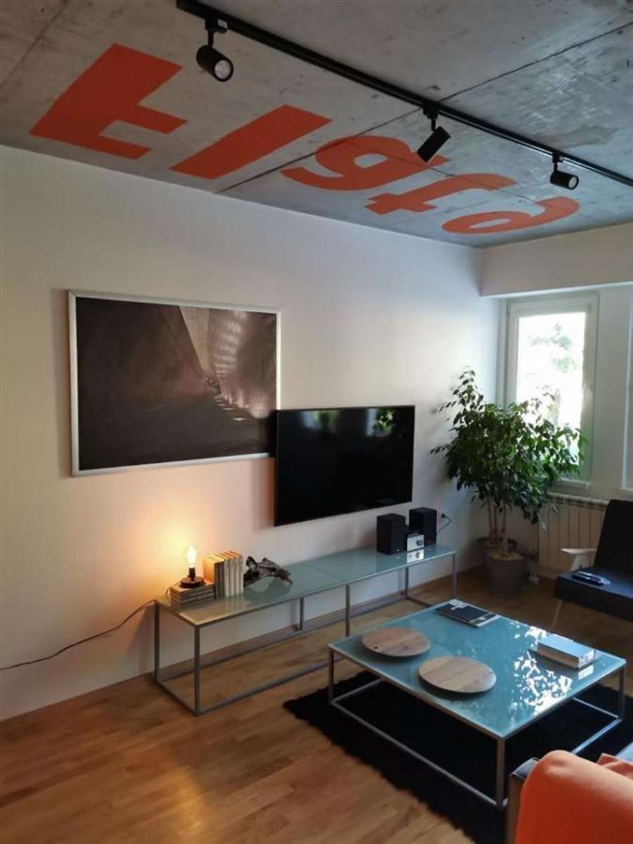Apartament i shkëlqyer në Micurin City - 1