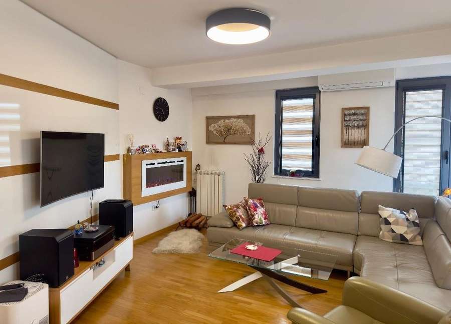 Apartament duplex me katër dhoma - 1